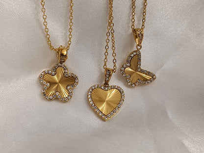 Collar de Acero Inoxidable con colgantes de Mariposa, Corazón y Flor con Circonitas, Baño de Oro 18K, 45cm regalo para ella