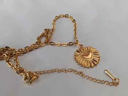 Collar de Acero Inoxidable Oro 18K colgante de Cruz medalla con corazon 40cm + Extensión 5cm (16"+2") para mujeres