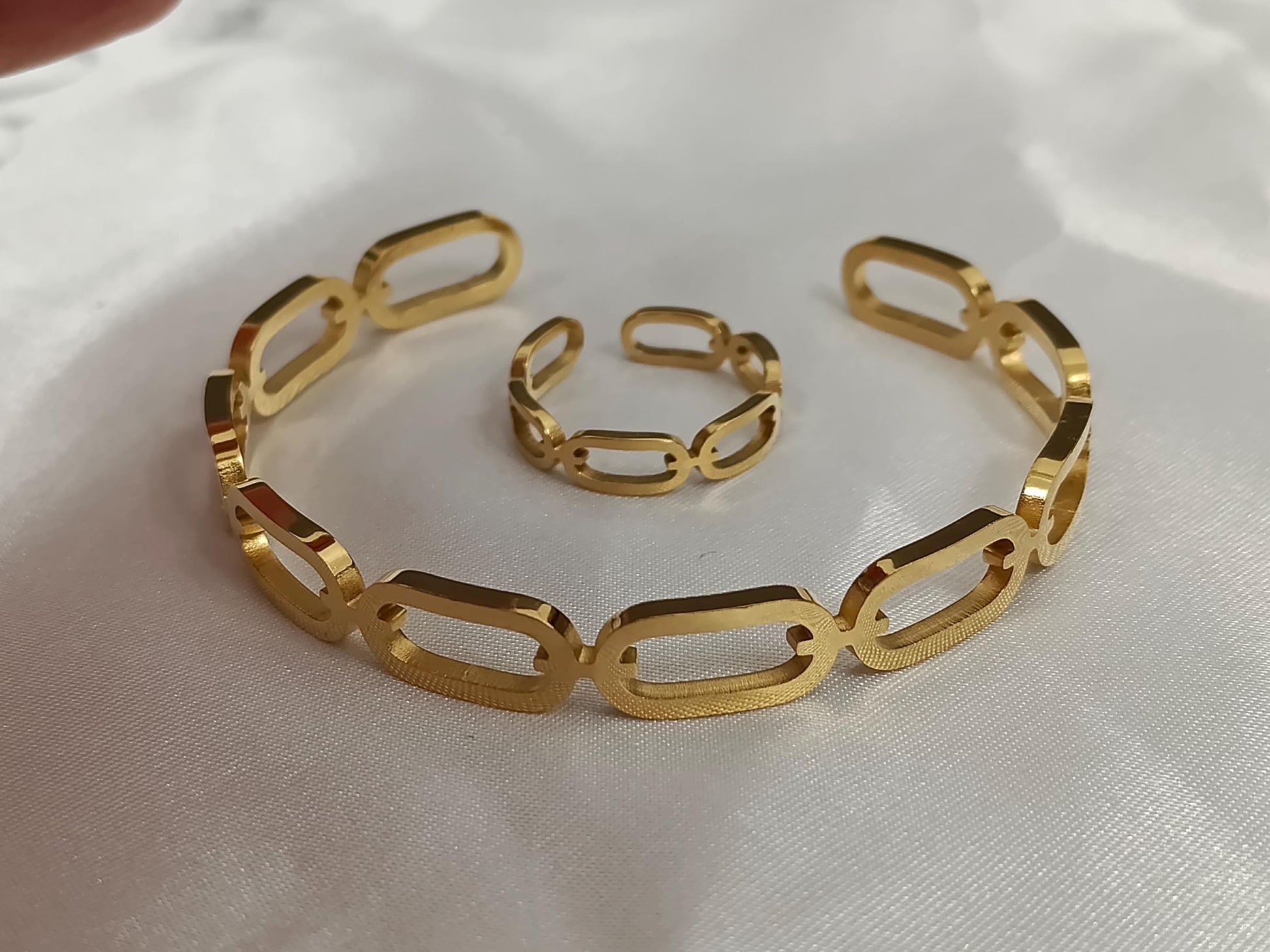 Conjunto de joyas Ajustable: Brazalete y Anillo Acero Inoxidable con Baño de Oro 18K (Efecto Espejo) regalos para ella