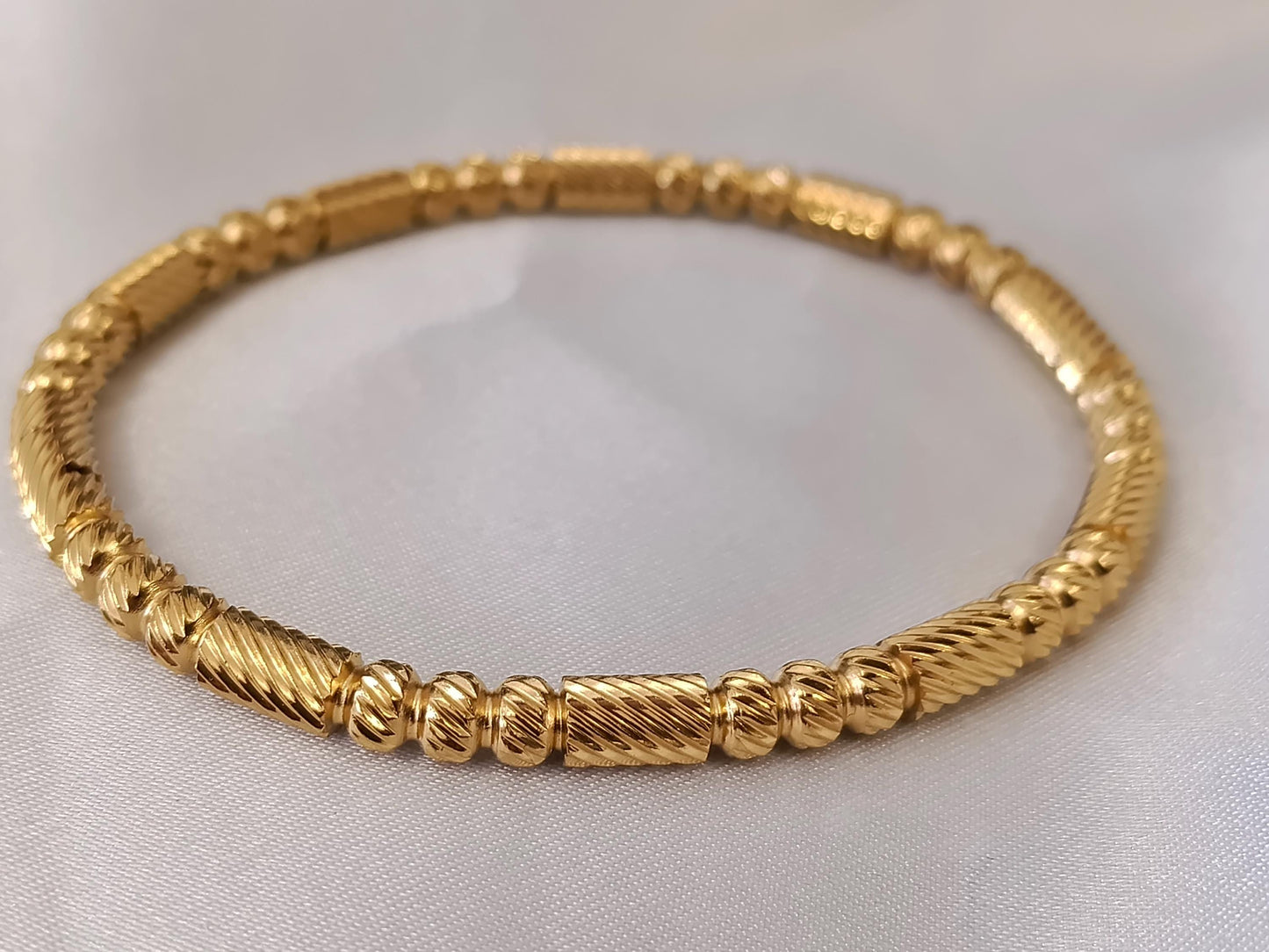 Brazalete Acero Inoxidable con Baño de Oro 18K regalos para ella