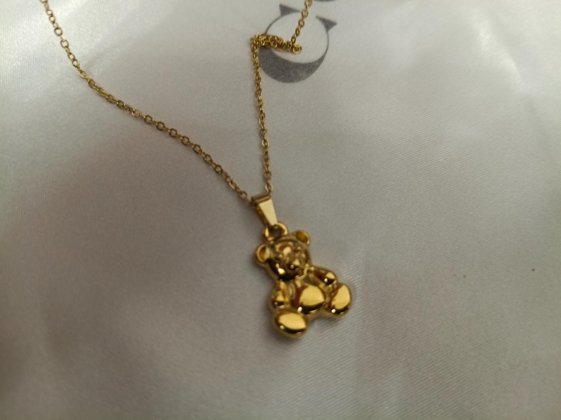 Collar con colgante de oso en Oro de 18K (PVD) - Medalla de Acero Inoxidable - 16" + 2" 40cm mas 5 extension