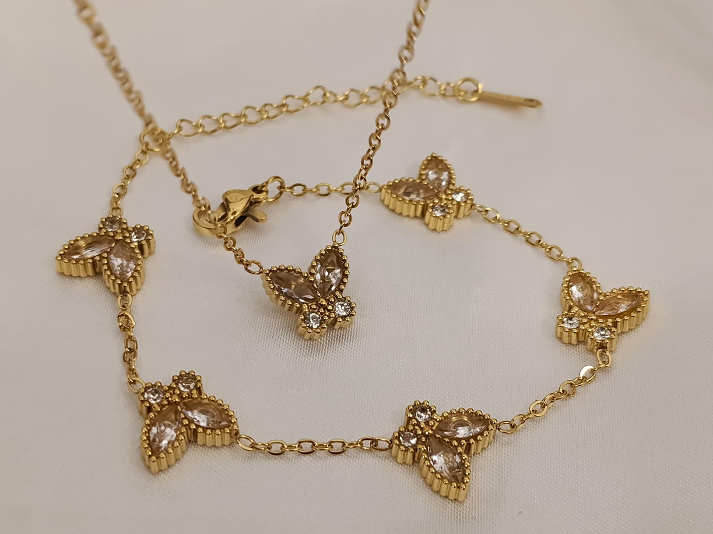 Conjunto de joyas collar de mariposa circonitas con pulsera a juego acero inoxidable oro bañado 18K para mujeres