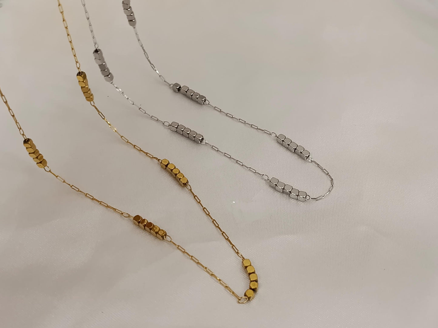 Collar fino de cuentas brillantes acero inoxidable oro bañado 18K para mujeres