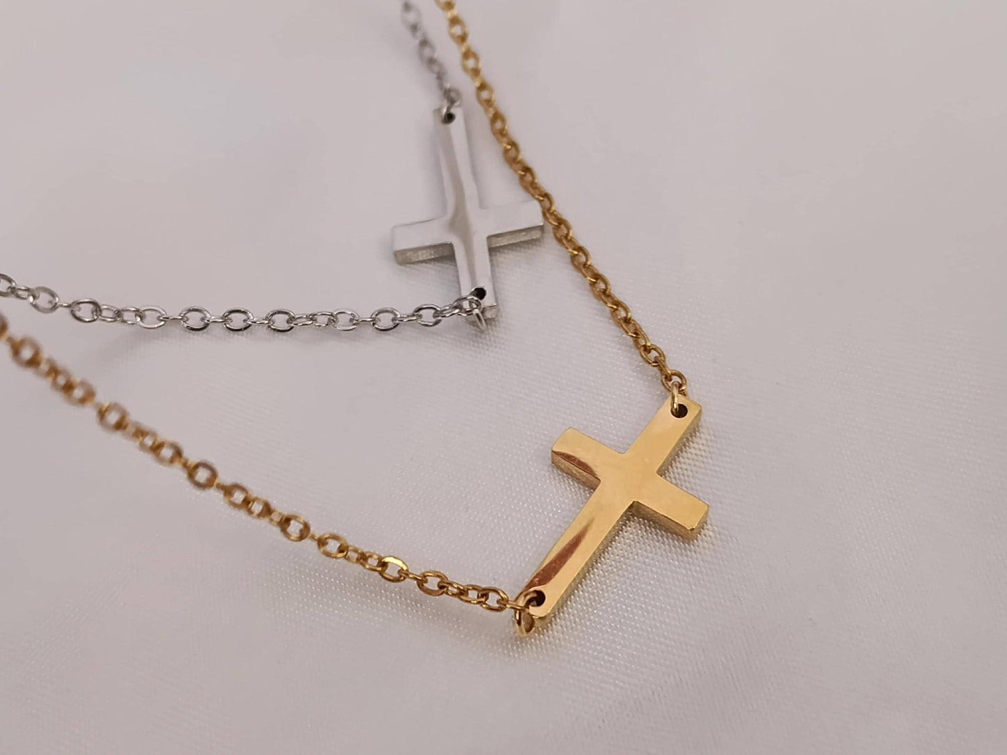 Collar con colgante Cruz Acero Inoxidable Chapado en Oro 18K Pulido Espejo,40cm más 5cm de extensión