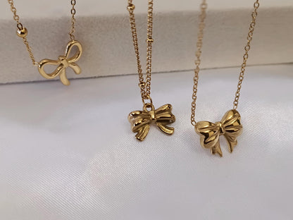 Collar de cuentas con Colgante de Lazo en Acero Inoxidable y Baño de Oro 18K (40cm + Extensión) regalo para ella