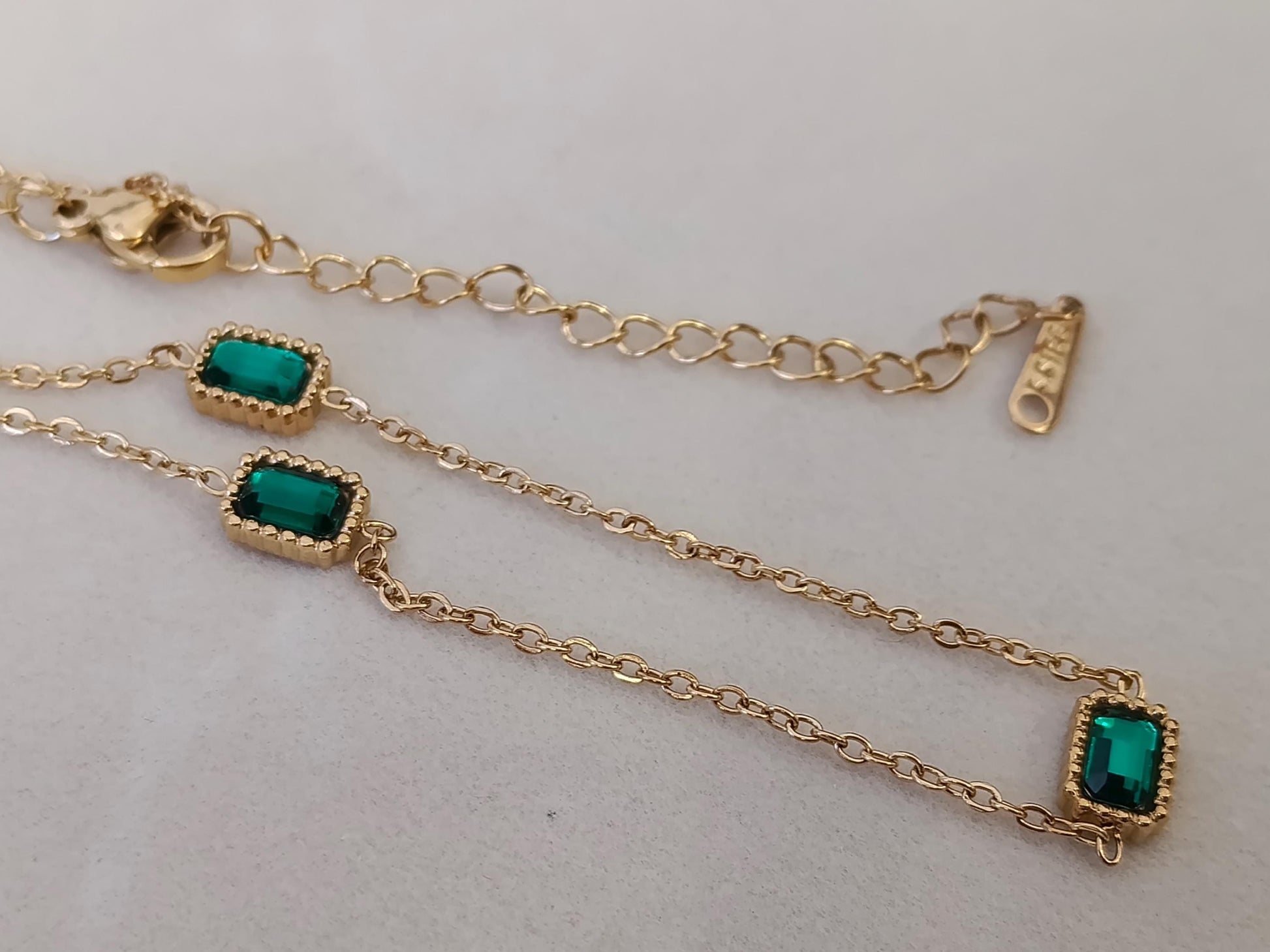 Collar con Cuentas de esmeralda verde acero inoxidable bañado en oro 18K para mujeres