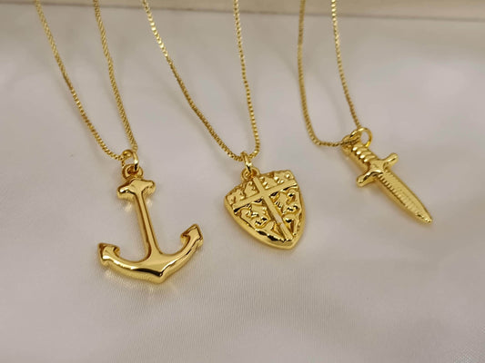 Collar con colgantes de ancla/espada/escudo acero inoxidable oro bañado 18K para mujeres