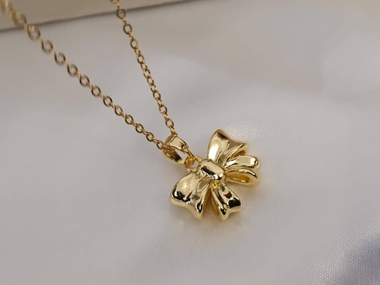 Collar con Colgante de Lazo en Acero Inoxidable y Baño de Oro 18K (40cm + Extensión) regalo para ella