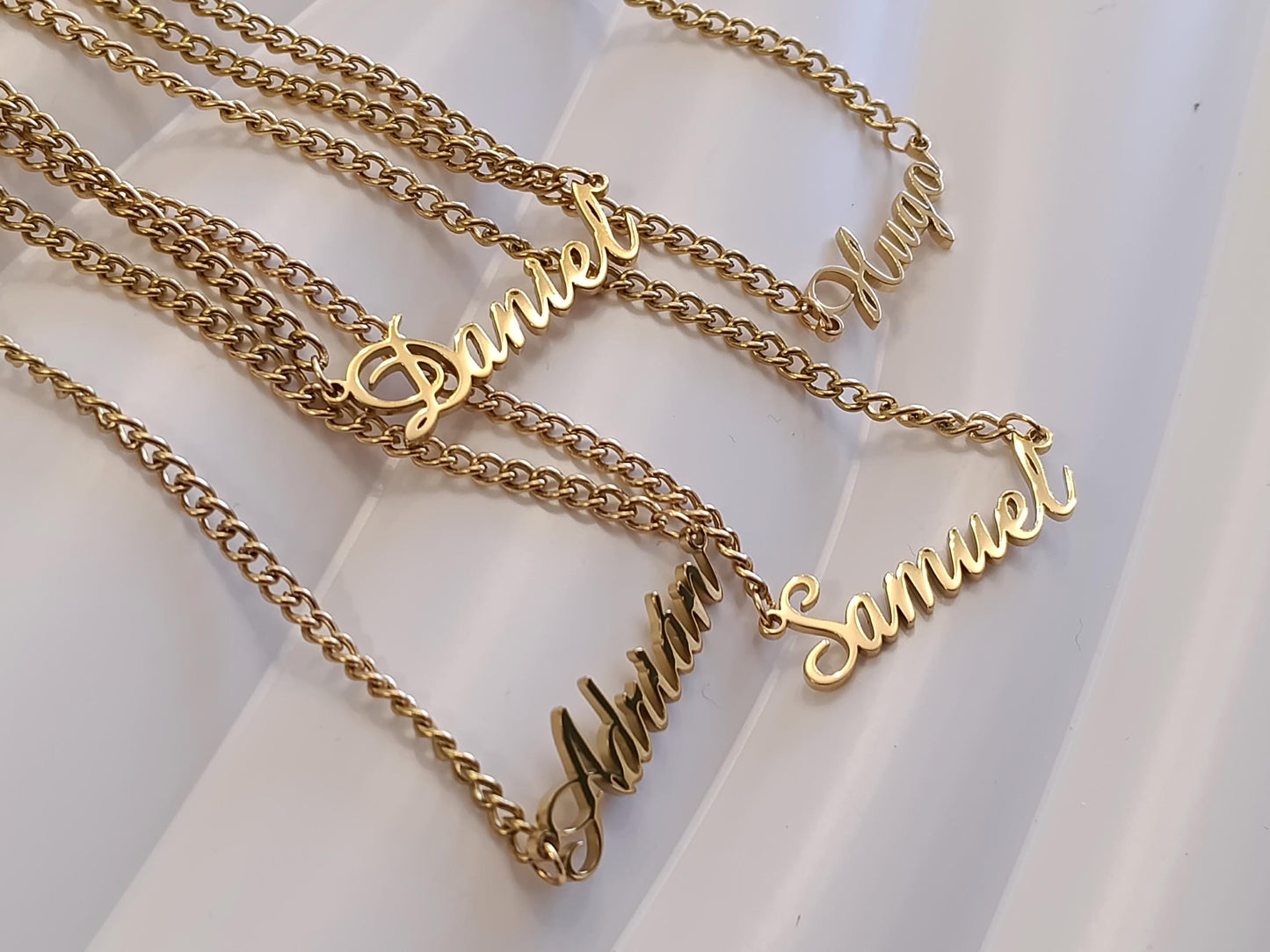 Collar Personalizado con Nombre para Hombre, Acero Inoxidable, Baño de Oro 18K (PVD), 50cm, color No Destiñe regalo para el